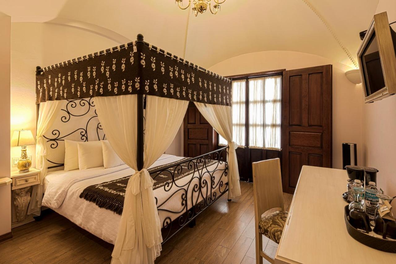 Отель Casona Maria Пуэбла Экстерьер фото